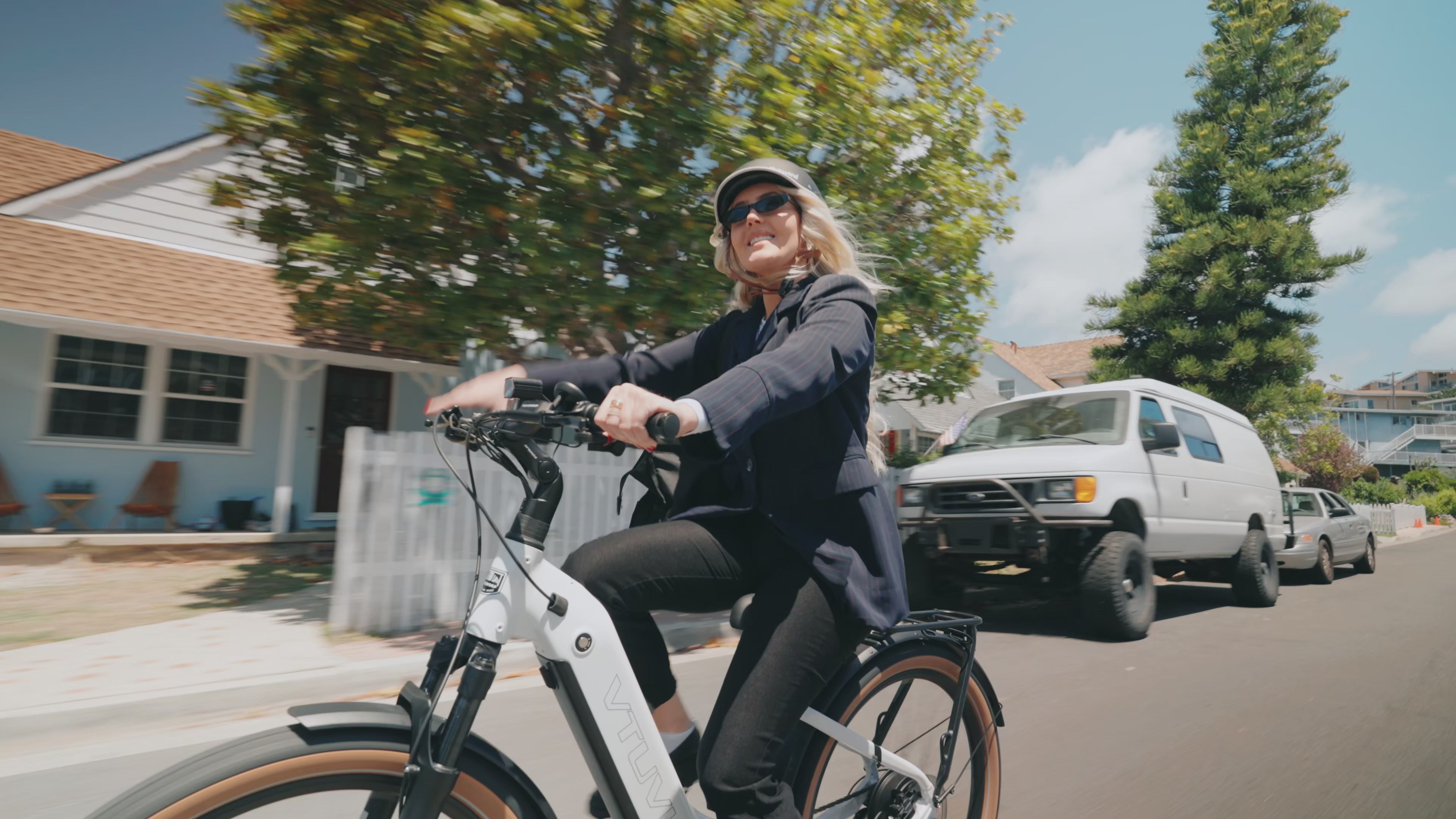 Load video: Zeal Step Through Electric Bike Introducing Video