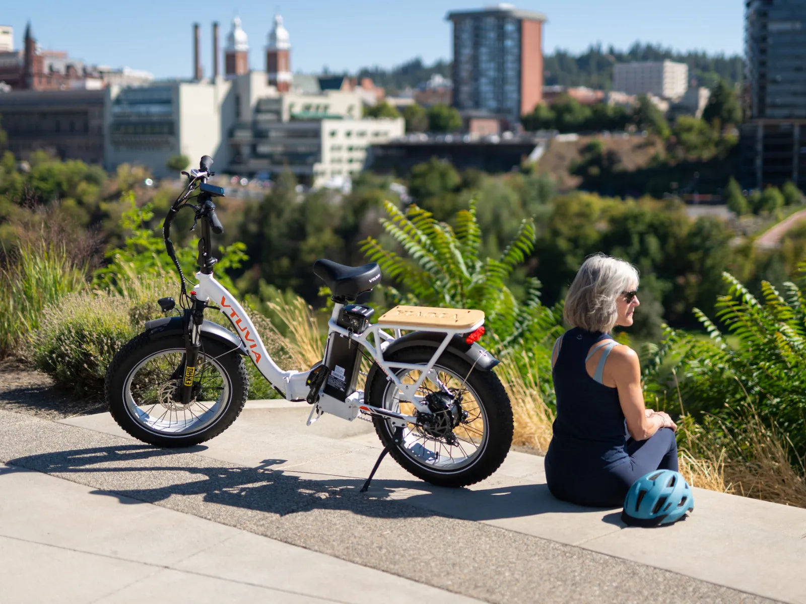 VTUVIA SF20H Review: The Ultimate Folding Fat Tire eBike for Adventures