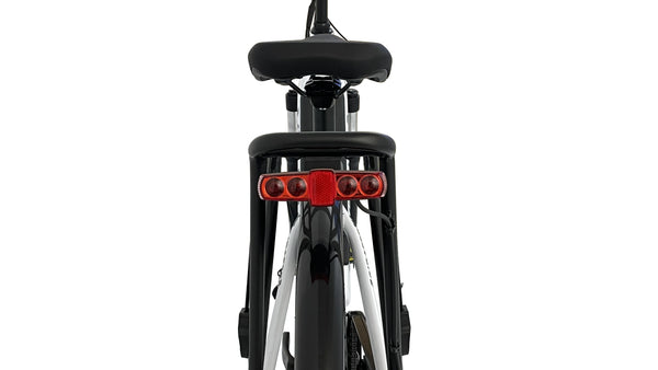 GIRAFFE e-bike with a 48V 5W 120Lux integrated LED headlight and brake lights for enhanced night visibility.