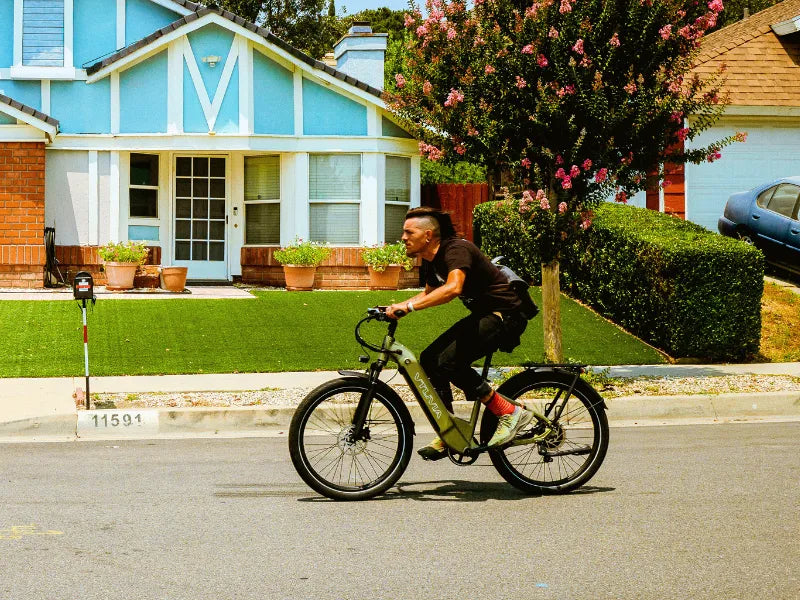 Commute, run errands, or enjoy a full day out — the Zeal LT7 keeps up with you, no surprises.